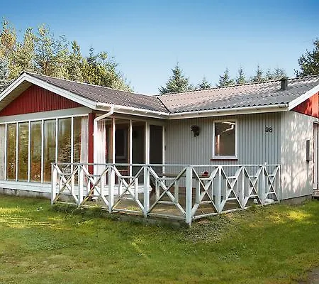 Semesterbostad Four-bedroom Holiday In 2 *